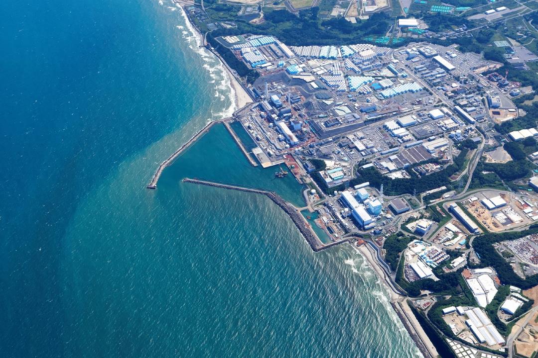 直击｜日本核污水排海现场：海水呈现两种颜色