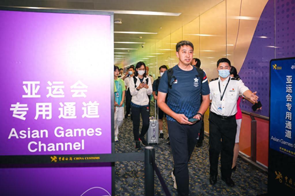 杭州亚运会丨杭州机场“亚运会专用通道”迎来首批代表团成员