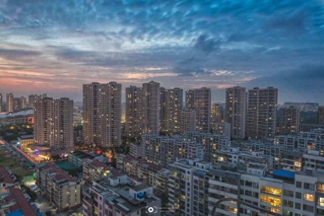 为何江苏省昆山市如此疯狂造城，激进狂奔的昆山与昆山市城市格局