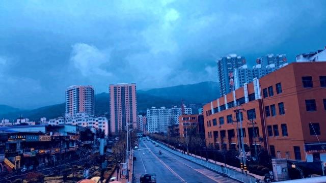 为何甘肃省天水市如此疯狂造城，激进狂奔的天水与天水市城市格局