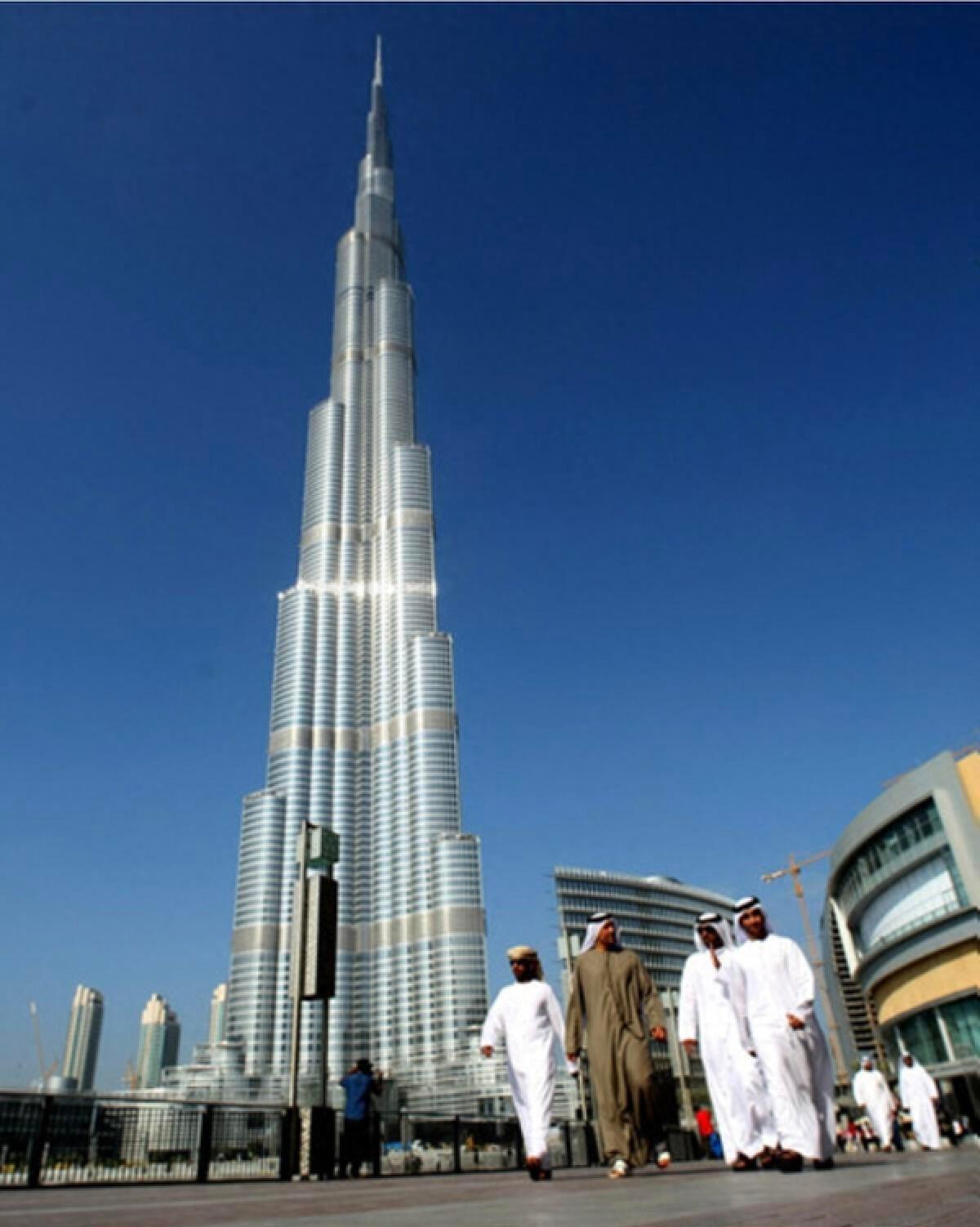 世界第一高楼高828米，楼可以建一万米高吗？实际超千米很难