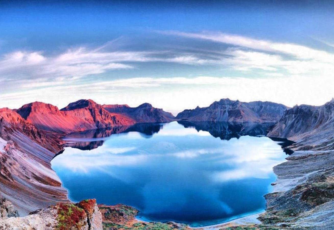 我国十大最美湖泊，比不出第一！有个活火山湖，少有人能一睹真颜