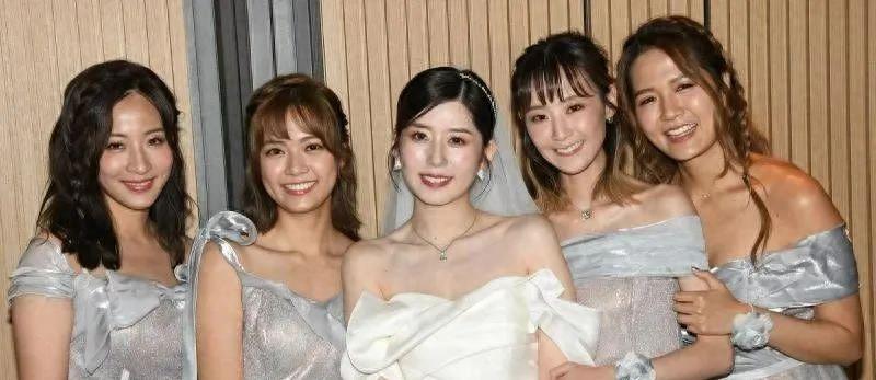 恭喜！27岁TVB女星深圳举行浪漫婚礼，入行五年极速升级做女一