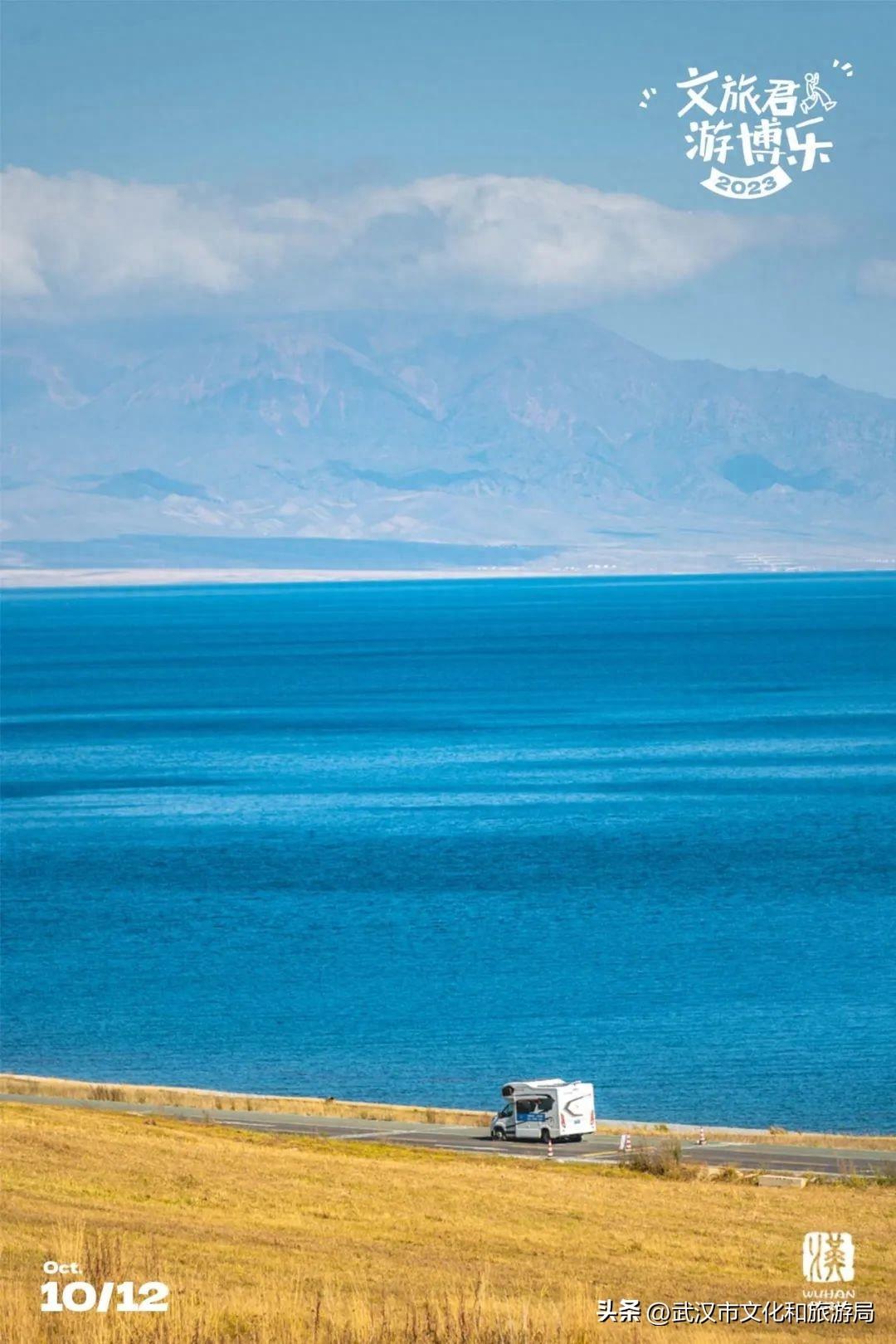 又来安利新疆了，这个湖绝美！