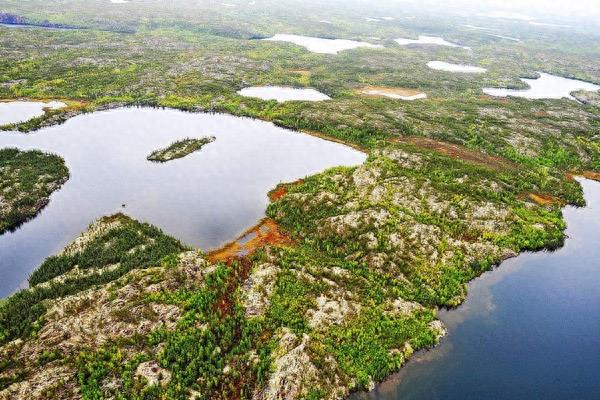 世界十大湖泊排行榜！世界上面积最大的十个湖泊