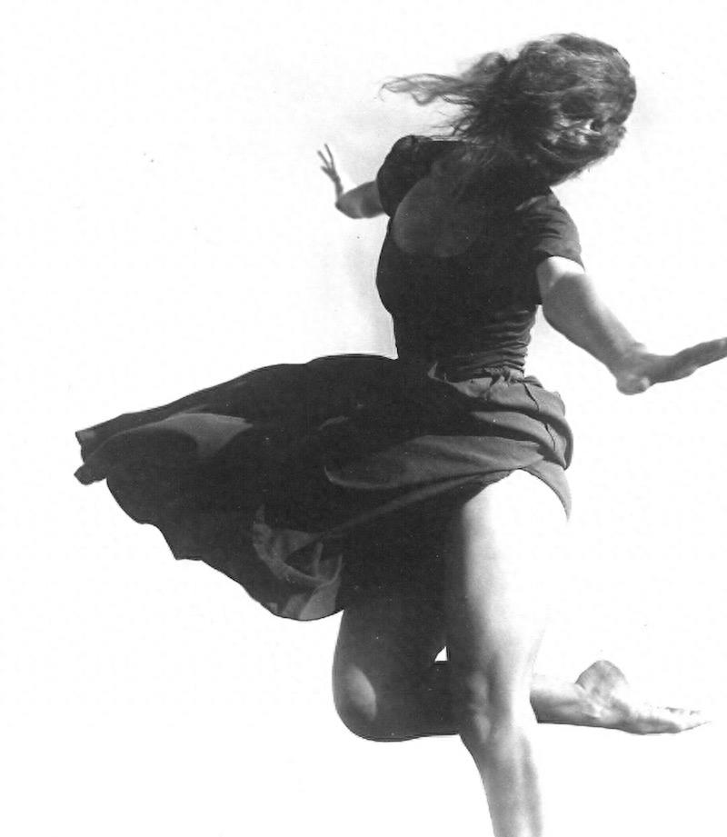 雷·约翰逊的拼贴艺术：在舞蹈中获取灵感