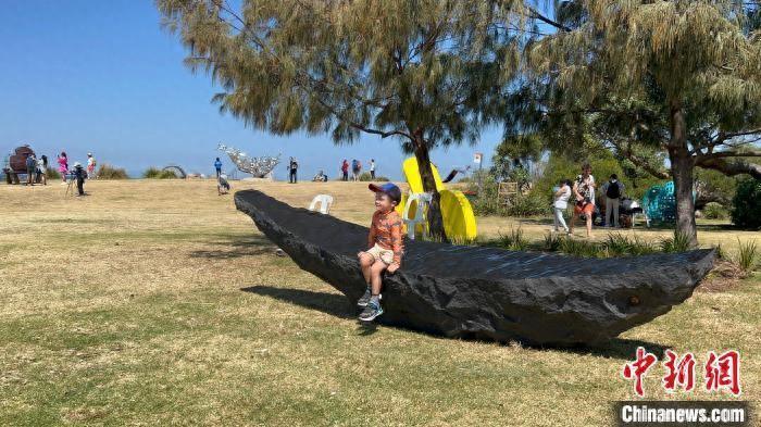 第25届海边雕塑展在澳大利亚悉尼举行